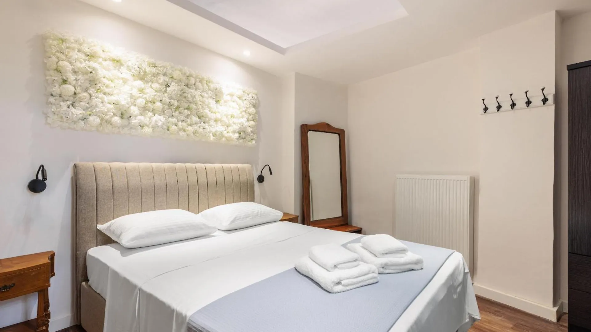 Couple-Inn 2 Quality Hot Tab Suite Tessalónica Apartamento